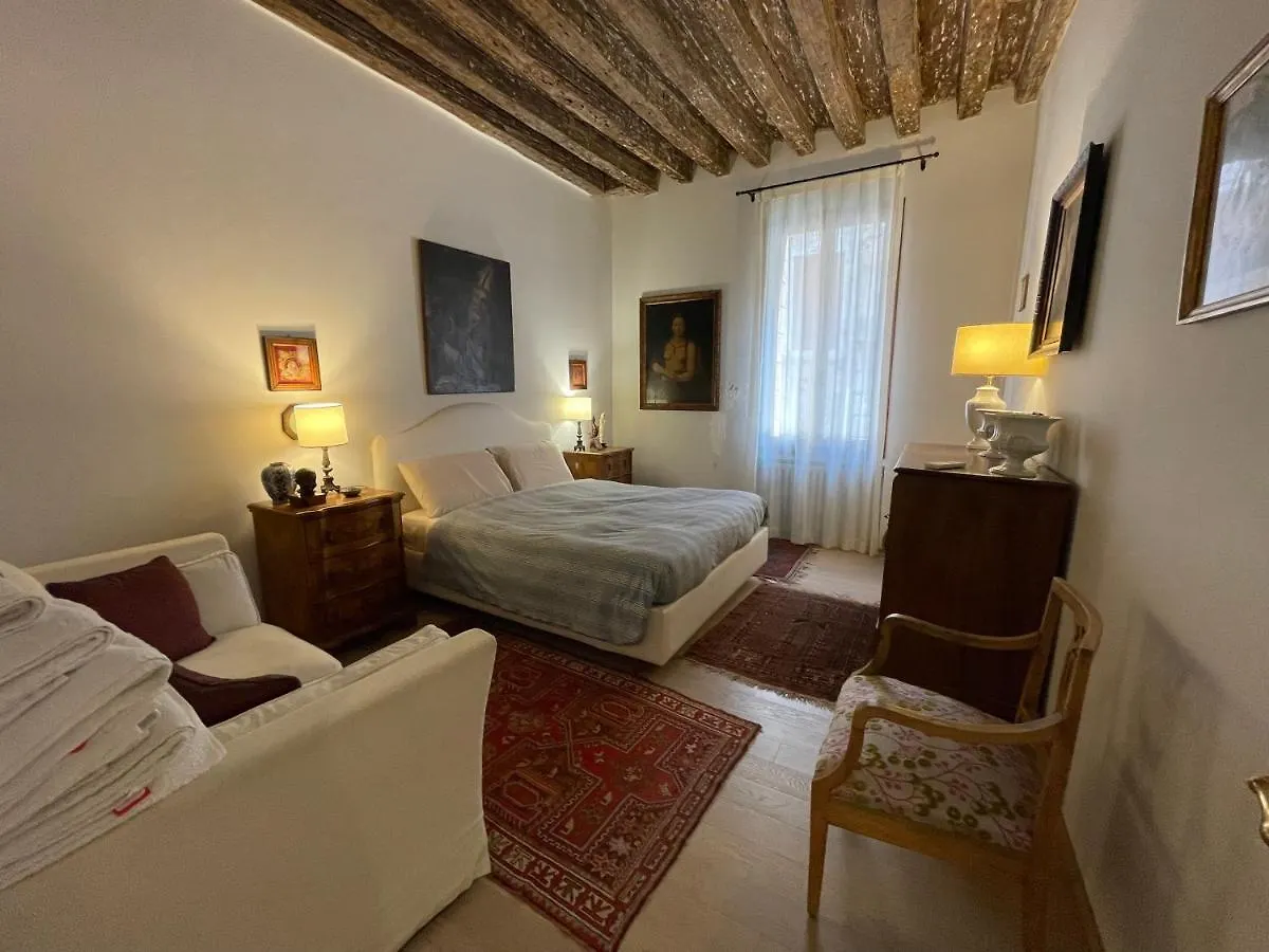 Apartment Appartamento Di Charme Venice Italy